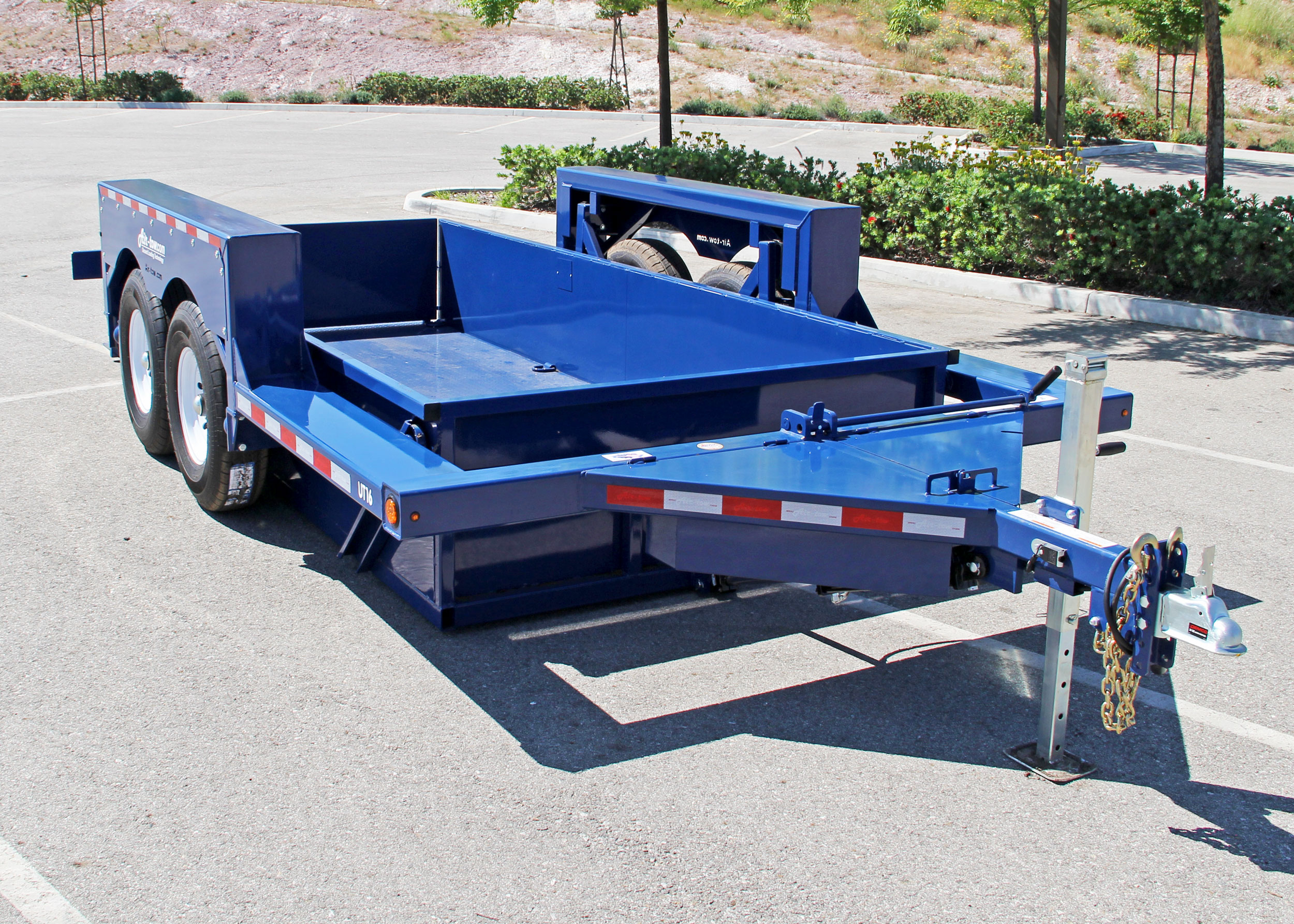 UT16-14 - Air-tow Trailers